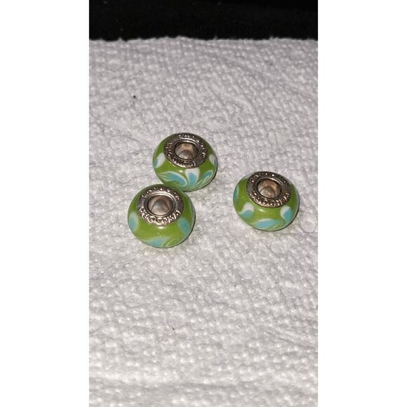 NEW SET OF 3 PANDORA MURANO BEADS - TRANSLUCENT GREEN W/BLUE/WHITE DECOR - VERY - Picture 1 of 2